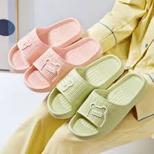 Home wear slippers