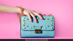 Stone crafted clutch
